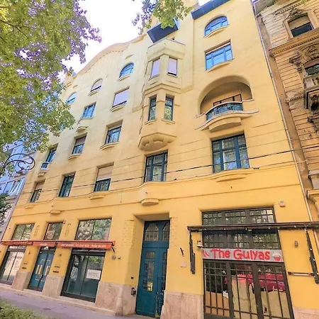 Bright & Peaceful 1Br Apt In Central Budapest - Yellow House 아파트